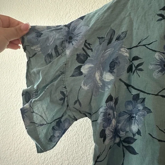 Elena Baldi Women's Size Large Blue Floral 100% Linen Short Sleeve Linen Blouse - Picture 2 of 6